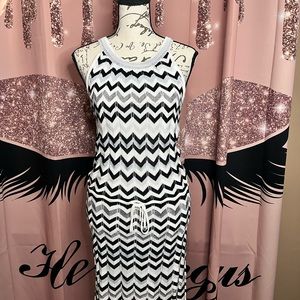 🌸 White House Black Market Dress 🌸